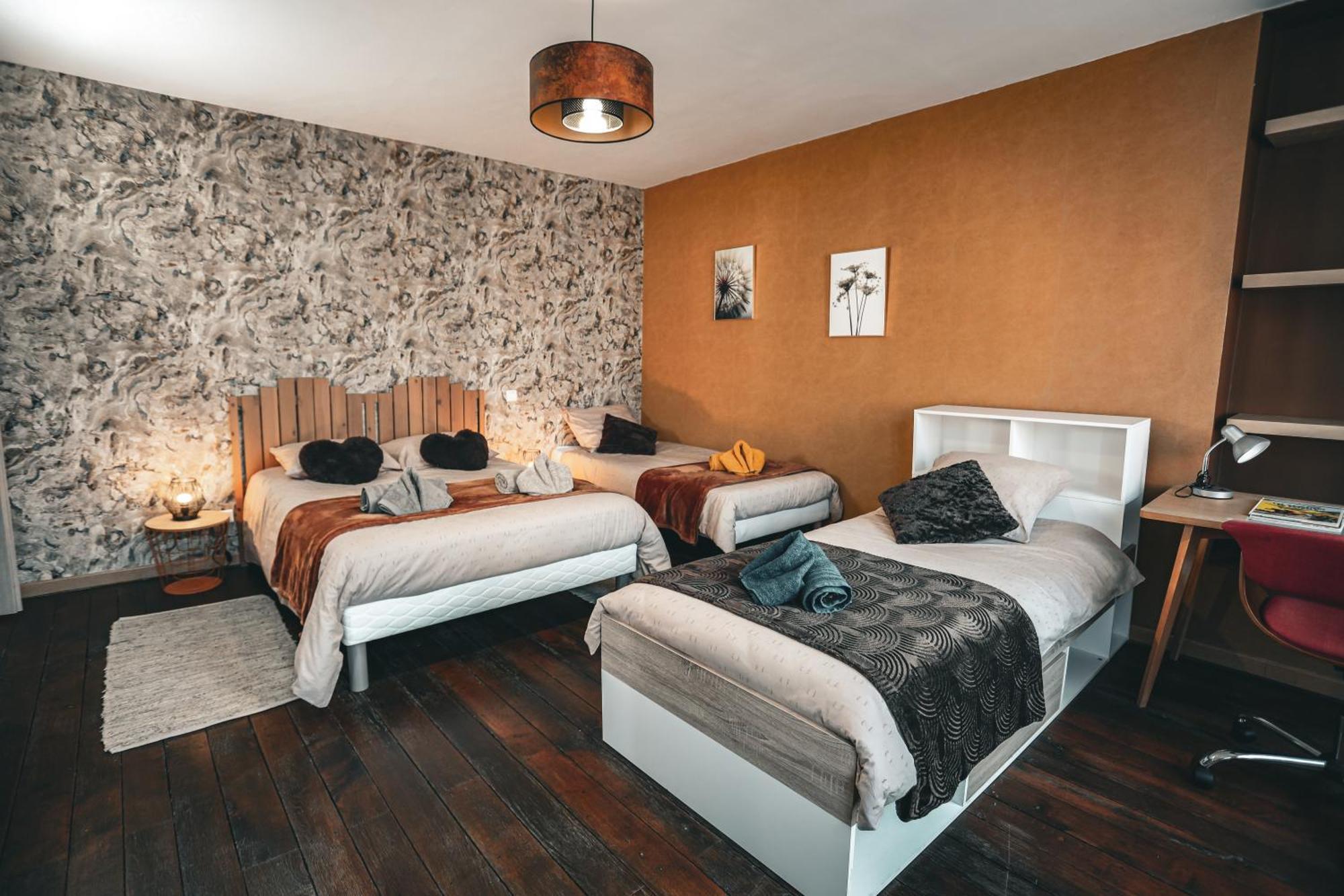 Gite , Au Dormeur Du Val Vireux-Wallerand Exteriör bild