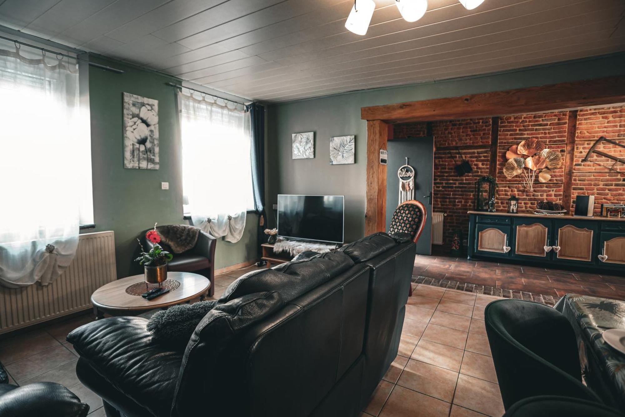 Gite , Au Dormeur Du Val Vireux-Wallerand Exteriör bild