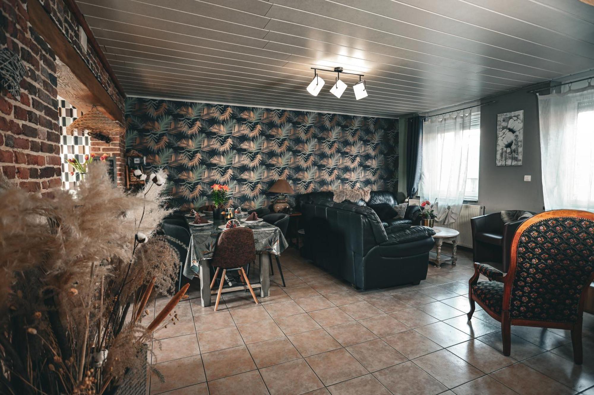 Gite , Au Dormeur Du Val Vireux-Wallerand Exteriör bild